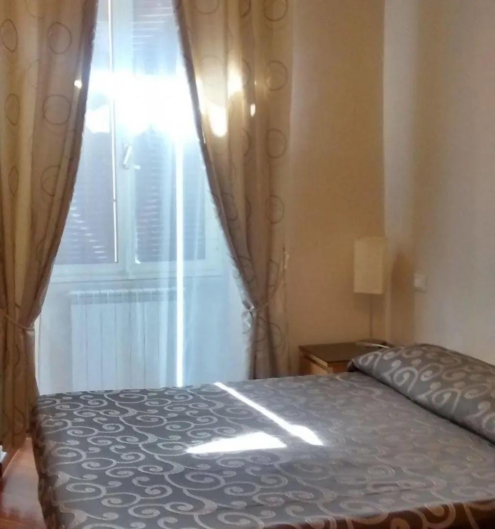 Hotel Martino Ai Monti روما إيطاليا